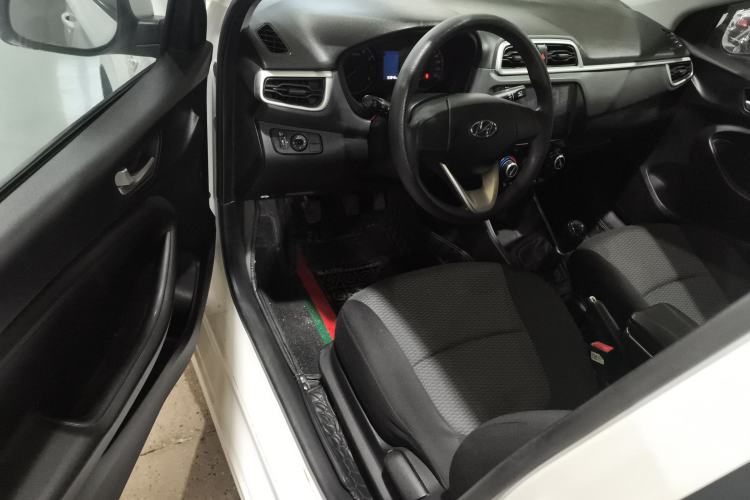 Used Hyundai Verna 2017 1.4L Manual Refreshed Version China V Standard
