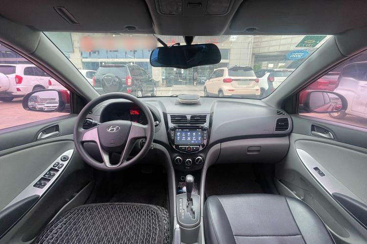 Used Hyundai Verna 2014 1.4L Automatic Smart GLS
