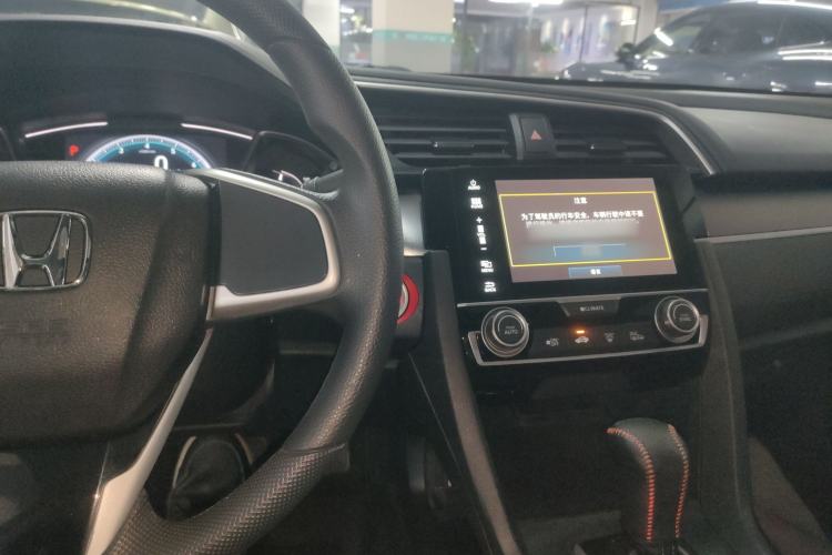 Used Honda Civic 2016 220TURBO CVT Luxury Edition
