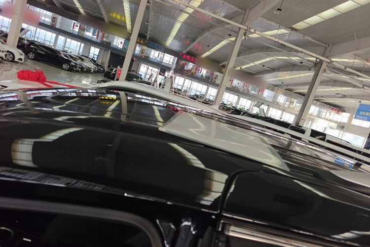 Used Toyota Granvia 2023 2.5L Hybrid Comfort Edition