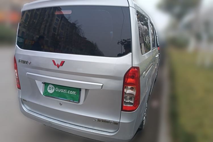 Used Wuling Rongguang V 2018 1.5L Standard Version