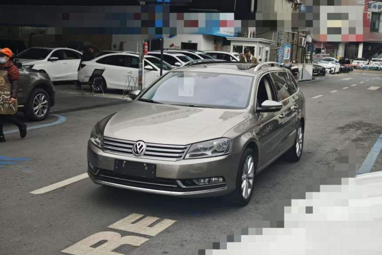 Used Volkswagen Magotan 2012 Travel Edition 2.0 TSI Comfort Version