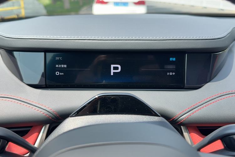 Used  SU7 2024 Rear-Drive Long-Range Intelligent Driving Version
