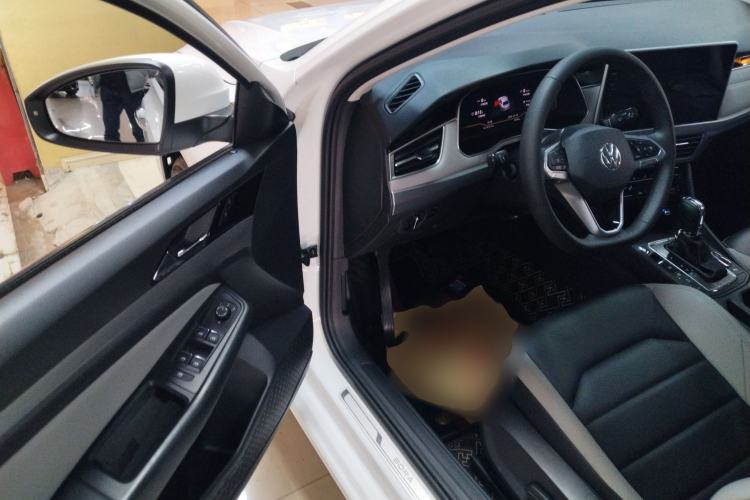 Used Volkswagen Bora 2023 300TSI DSG Prestige Edition
