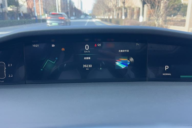 Used Changan UNI-K 2023 2.0T Two-Wheel Drive Enjoyment Version
