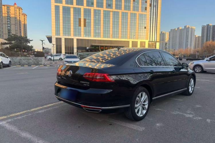 Used Volkswagen Magotan 2019 330TSI DSG Luxury Model China V Standard