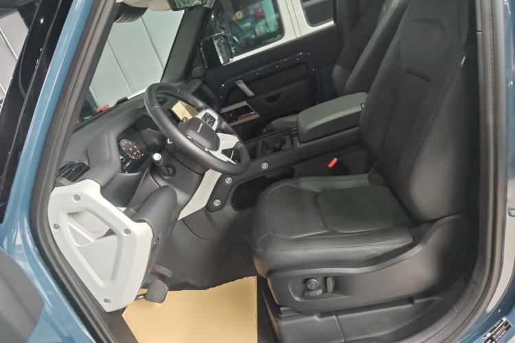 Used Land Rover Defender 2024 90 3.0T P400 HSE
