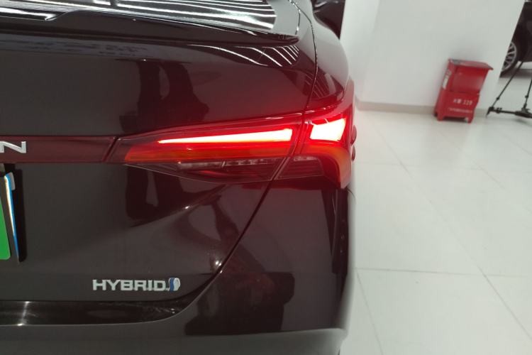 Used Toyota Avalon 2022 Dual-Engine 2.5L Luxury Edition
