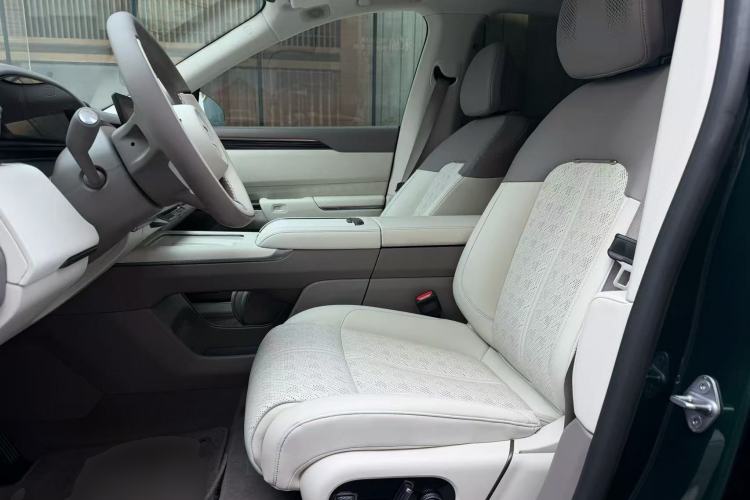 Used Zeekr 7X 2025 100kWh Long-Range All-Wheel Drive Intelligent Driving Version