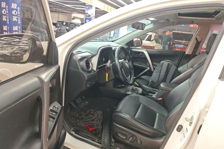 Used Toyota RAV4 2018 2.5L Automatic 4x4 Elite i Edition
