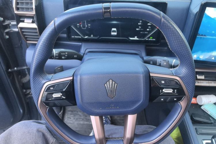 Used JMC DaDao 2023 Pursuer 2.3T Diesel Automatic 4x4 Standard-Wheel Prestige Model