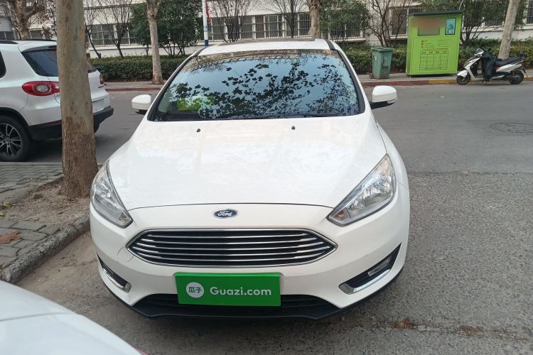 Used Ford Focus 2018 Sedan Classic EcoBoost 180 Automatic Elite Model