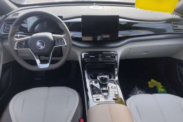 Used BYD Qin PLUS 2024 HONOR Edition DM-i 55KM Leading Model
