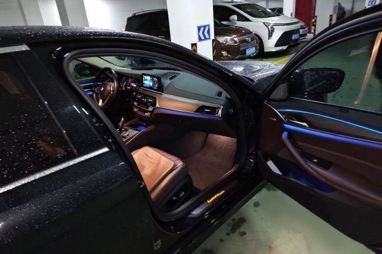 Used BMW 5 Series 2018 Facelifted 530Li Luxury Edition Premium Package