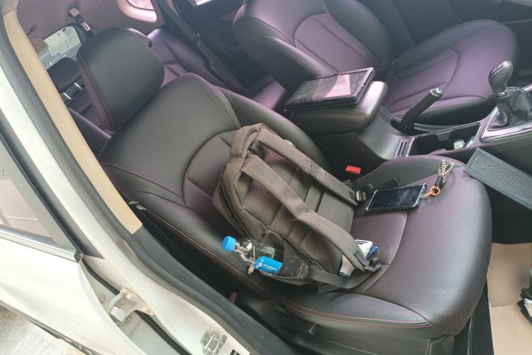 Used Baojun 560 2015 1.8L Manual Luxury Model
