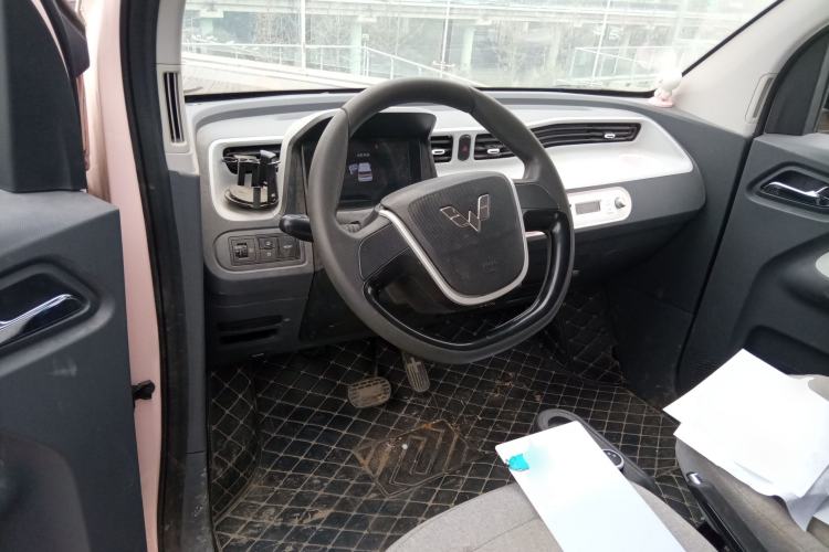 Used Wuling Hongguang MINIEV 2022 Macaron Premium Model – Lithium Ternary Battery