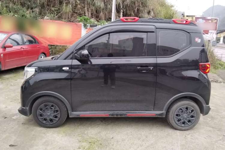 Used Wuling Hongguang MINIEV 2022 GAMEBOY 300km Enthusiast Model with Lithium Iron Phosphate

