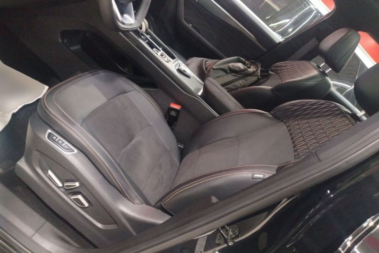 Used Geely Auto Haoyue L 2025 2.0T DCT Luxury Edition
