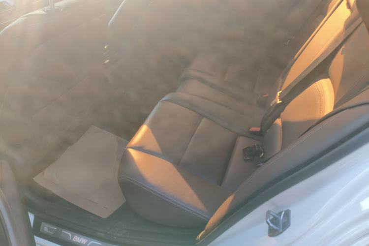 Used BMW 5 Series 2014 525Li Luxury Design Package
