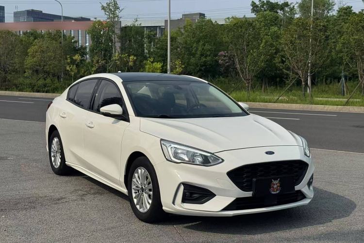 Used Ford Focus 2020 Sedan EcoBoost 180 Automatic Trend Edition
