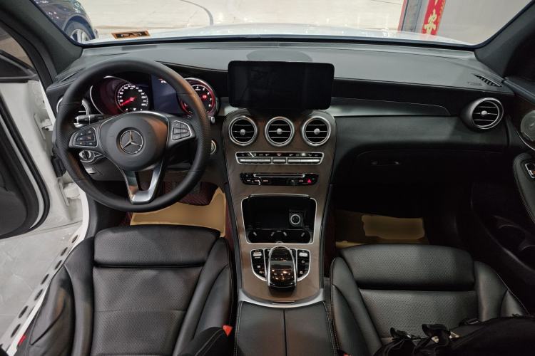 Used Mercedes-Benz GLC 2018 GLC 300 4MATIC Sport Edition
