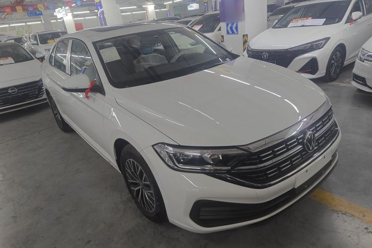 Used Volkswagen Sagitar 2025 Facelift 200TSI DSG Flyover Edition