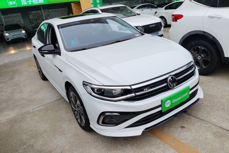 Used Volkswagen Bora 2023 300TSI DSG Prestige Edition
