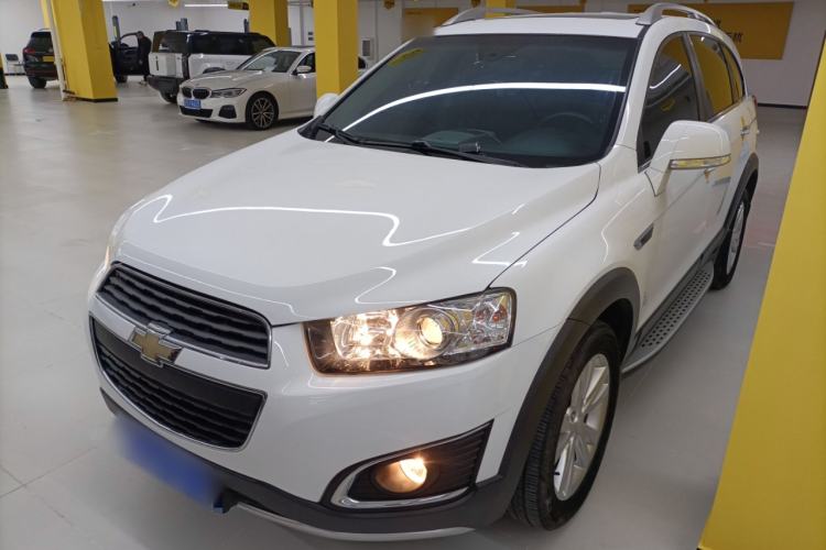Used Chevrolet Captiva 2017 2.4L 4x4 Flagship Edition 7-Seater