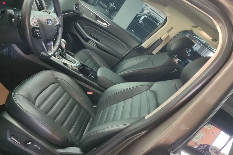 Used Ford Edge 2018 EcoBoost 245 Two-Wheel-Drive Titanium 7-Seater China V Standard
