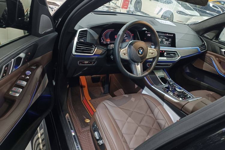 Used BMW X5 2022 Restyled xDrive 40Li Luxury Edition M Sport Package
