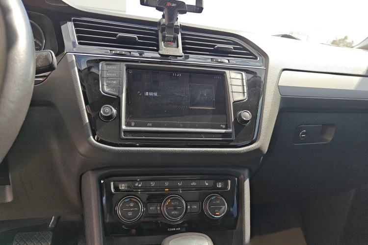 Used Volkswagen Tiguan L 2018 330TSI Automatic Two-Wheel Drive Luxury Edition
