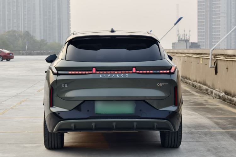 Used Lynk & Co 08 EM-P 2023 220km All-Wheel-Drive Performance Halo
