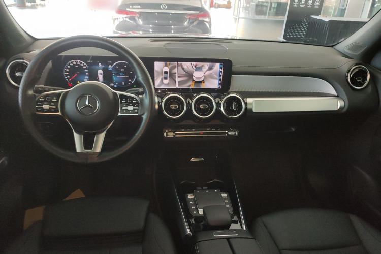 Used Mercedes-Benz GLB 2023 Refresh GLB 200 Fashion Edition
