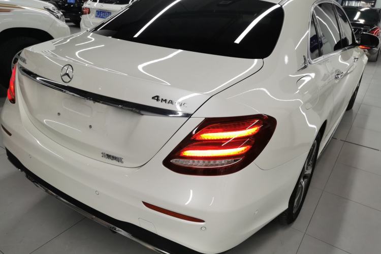 Used Mercedes-Benz E-Class 2018 Facelift E 200 L Sport 4MATIC
