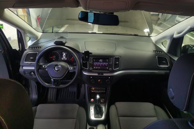 Used Volkswagen Sharan 2018 Revised Version 380TSI Comfort Edition 7-Seater
