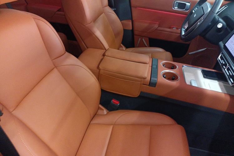 Used Li Auto L7 2023 Max model
