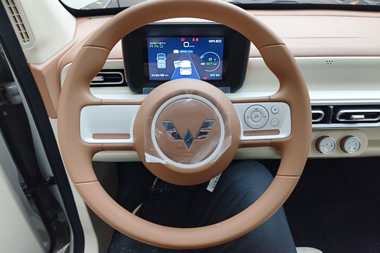 Used Wuling Hongguang MINIEV 2024 3rd Generation 215km Youth Edition
