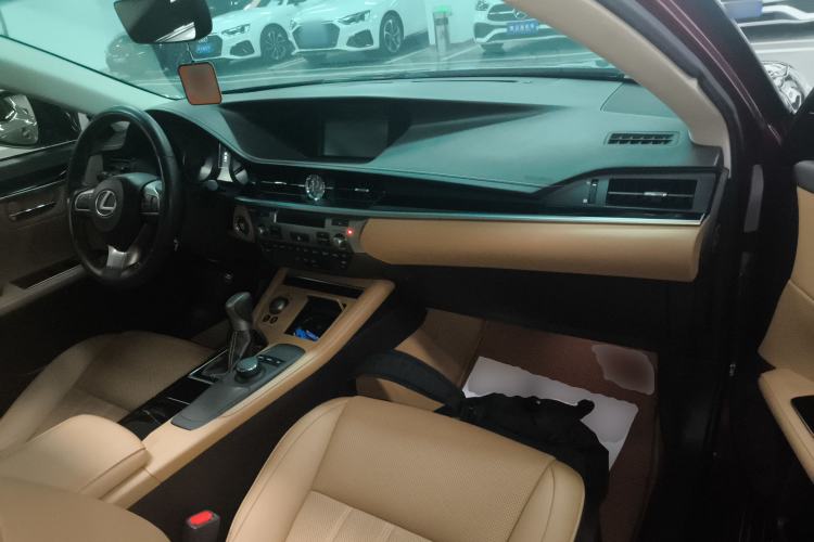 Used Lexus ES 2015 200 Elite Edition
