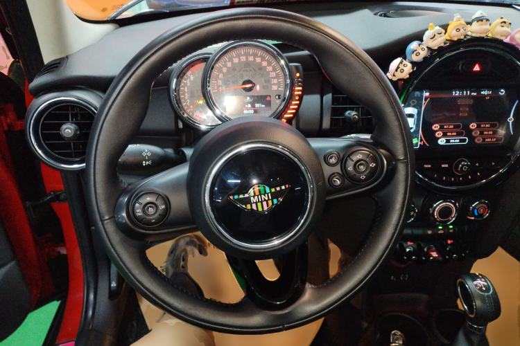 Used  MINI 2016 1.2T ONE Pioneer Edition Five-Door Version
