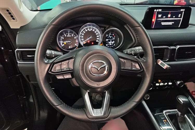 Used Mazda CX-5 2017 2.0L Automatic 2WD ZhiShang Trim China V Standard
