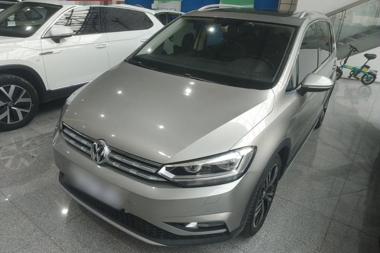 Used Volkswagen Touran 2018 Volkswagen Touran L 280TSI DSG Boundary Edition 7 Seats China VI Standard