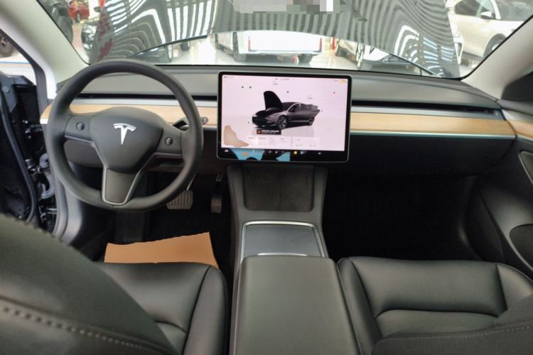 Used Tesla Model 3 2022 Rear-Wheel-Drive Version
