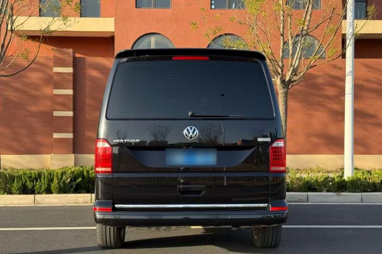 Used Volkswagen Multivan 2018 2.0 TSI Two-Wheel-Drive Luxury Edition 7 Seats
