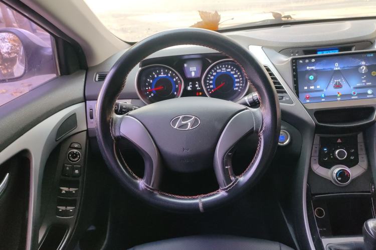Used Hyundai Elantra 2015 1.6L Manual Leading Model
