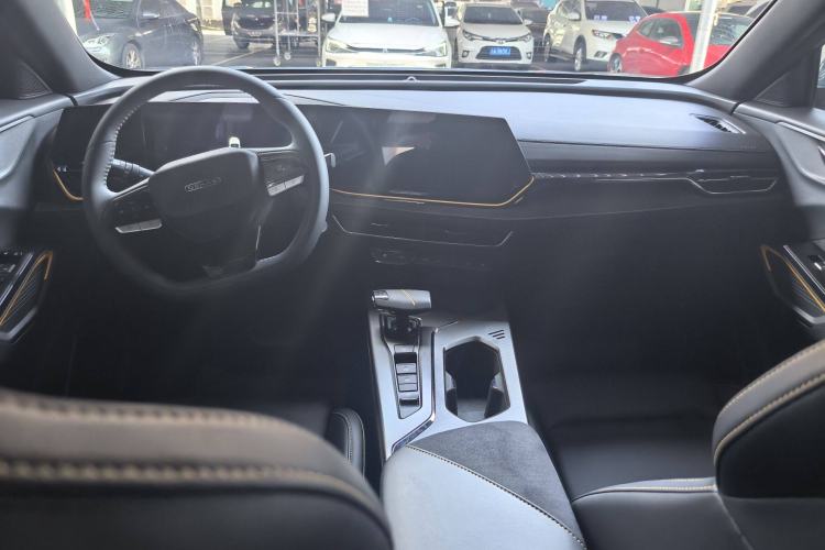 Used Oshan X5 PLUS 2023 1.5T DCT Navigation Edition
