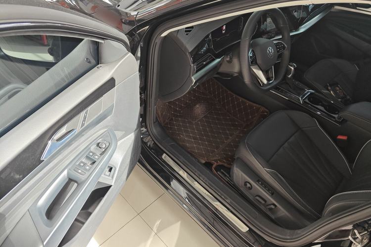 Used Volkswagen Passat 2024 380TSI Elite Edition
