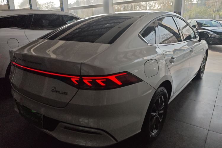 Used BYD Qin PLUS 2021 EV 400KM Leading Comfort Edition