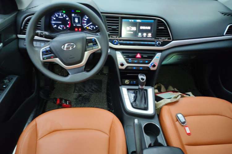 Used Hyundai Elantra 2016 1.6L Automatic ZhiXuan – Elite Version