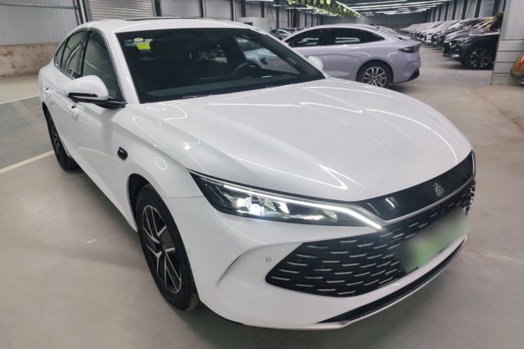 Used BYD Qin L 2025 DM-i Smart Drive 120KM Superior Model
