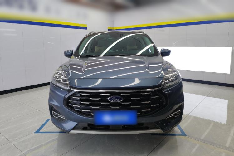 Used Ford Escape 2020 EcoBoost 245 Two-Wheel-Drive Titanium Edition